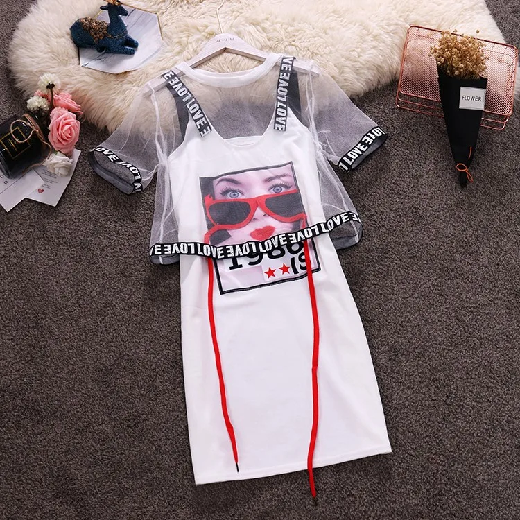 Beach Casual Women Suits Mesh Perspective Short Tops+Letter Spaghetti Strap Printed Pattern Mini T-Shirts Dress 2-pieces Sets
Beach Casual Women Suits Mesh Perspective Short Tops+Letter Spaghetti Strap Printed Pattern Mini T-Shirts Dress 2-pieces Sets