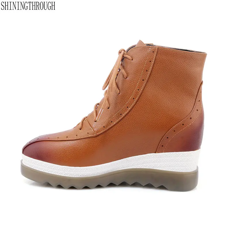 New genuine leather Women Ankle Boots Fashion wedges high heels platform Boots 2019 lace up Femal casual Shoes
New genuine leather Women Ankle Boots Fashion wedges high heels platform Boots 2019 lace up Femal casual Shoes