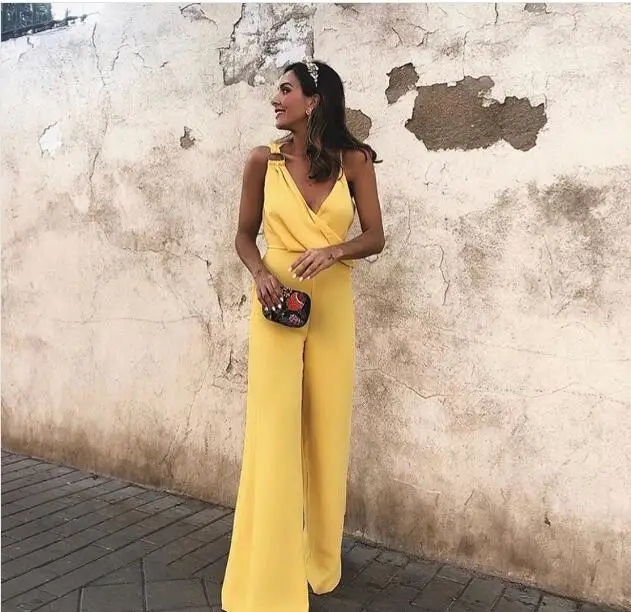 Summer Women Jumpsuits Rompers Wide Leg Pants Strap Playsuits Sleeveless Strappy V Neck Party Jumpsuit
Summer Women Jumpsuits Rompers Wide Leg Pants Strap Playsuits Sleeveless Strappy V Neck Party Jumpsuit