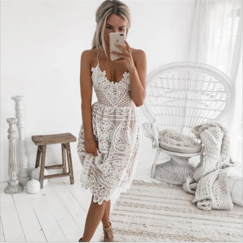 Sexy Party Dress Women Summer Deep V Neck Backless Lace Dresses Fashion Sleeveless Halter Bandage Midi Dress
Sexy Party Dress Women Summer Deep V Neck Backless Lace Dresses Fashion Sleeveless Halter Bandage Midi Dress
