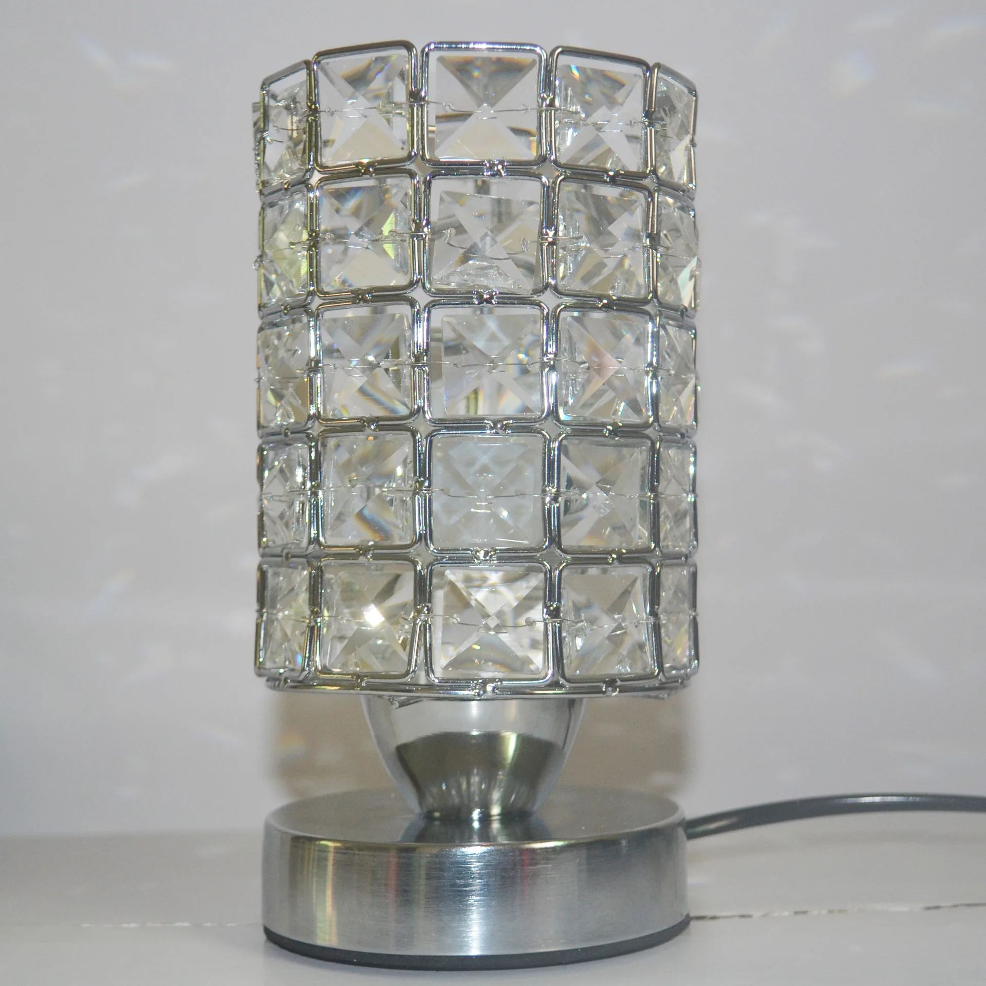 YOOK LED table lamp crystal table lamp bedroom for study wrought iron table lamp E27 110V 220V
YOOK LED table lamp crystal table lamp bedroom for study wrought iron table lamp E27 110V 220V