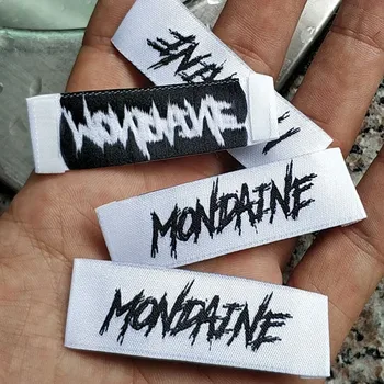 1000PCS , 6 * 2 cm Custom high density white Damask polyester woven label for clothing
1000PCS , 6 * 2 cm Custom high density white Damask polyester woven label for clothing