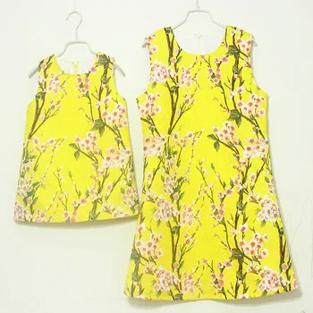 9M 1-12T Mother Daughter Dresses Sleeveless Summer Family Clothing Women Shirt Dress Baby Tutu Skirt Family Look Wedding Clothes
9M 1-12T Mother Daughter Dresses Sleeveless Summer Family Clothing Women Shirt Dress Baby Tutu Skirt Family Look Wedding Clothes