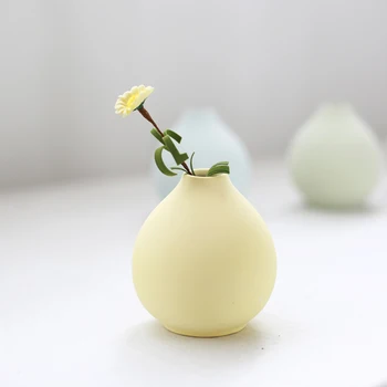Small fresh and simple ceramic vase home decor Artificial Flower vase Floret Bottle Fashion Desktop Decorative Flowers Vases
Small fresh and simple ceramic vase home decor Artificial Flower vase Floret Bottle Fashion Desktop Decorative Flowers Vases