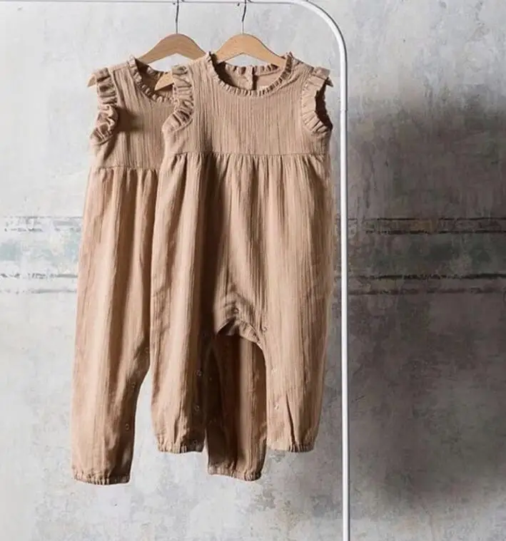 2019 Ins European&America Toddler Kids Girls Overalls Ruffles Sweet Children Fashion Summer Clothings Linen Clothes
2019 Ins European&America Toddler Kids Girls Overalls Ruffles Sweet Children Fashion Summer Clothings Linen Clothes