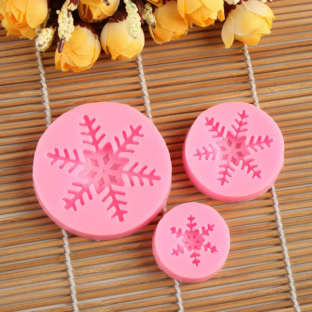 1pc or 3pcs/set DIY Snowflake Pattern Cake Mould Fondant Cake Decorating Sugar Cookie Craft Cutter Plunger Mold
1pc or 3pcs/set DIY Snowflake Pattern Cake Mould Fondant Cake Decorating Sugar Cookie Craft Cutter Plunger Mold