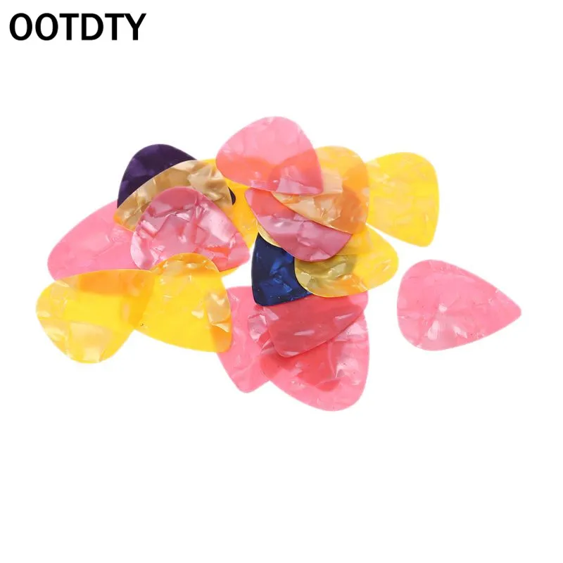 

OOTDTY 20pcs Acoustic Bulk Celluloid Electric Smooth Guitar Pick Picks Plectrum 0.46mm