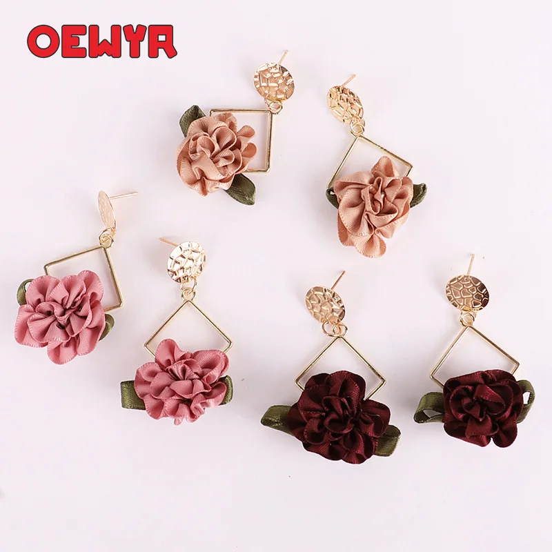 OEWYR 2019 Vintage Summer Flowers Women Earrings Colorful Wedding Statement Earring Bohemian Red pink Cute Flower dropshipping
OEWYR 2019 Vintage Summer Flowers Women Earrings Colorful Wedding Statement Earring Bohemian Red pink Cute Flower dropshipping