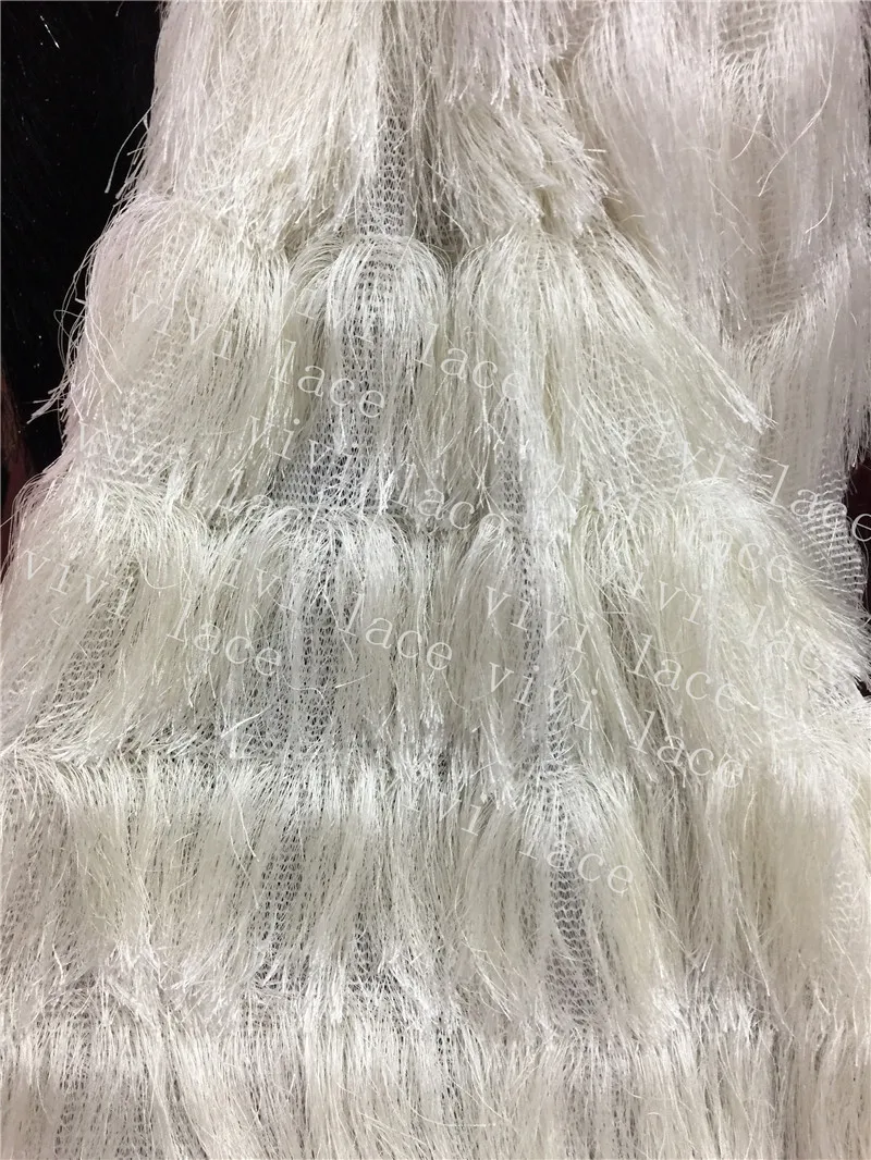 5yards YJ0011 light ivory apricot 3d furry tulle mesh lovely flower french embroidery for saw/ wedding Bridal dress
5yards YJ0011 light ivory apricot 3d furry tulle mesh lovely flower french embroidery for saw/ wedding Bridal dress