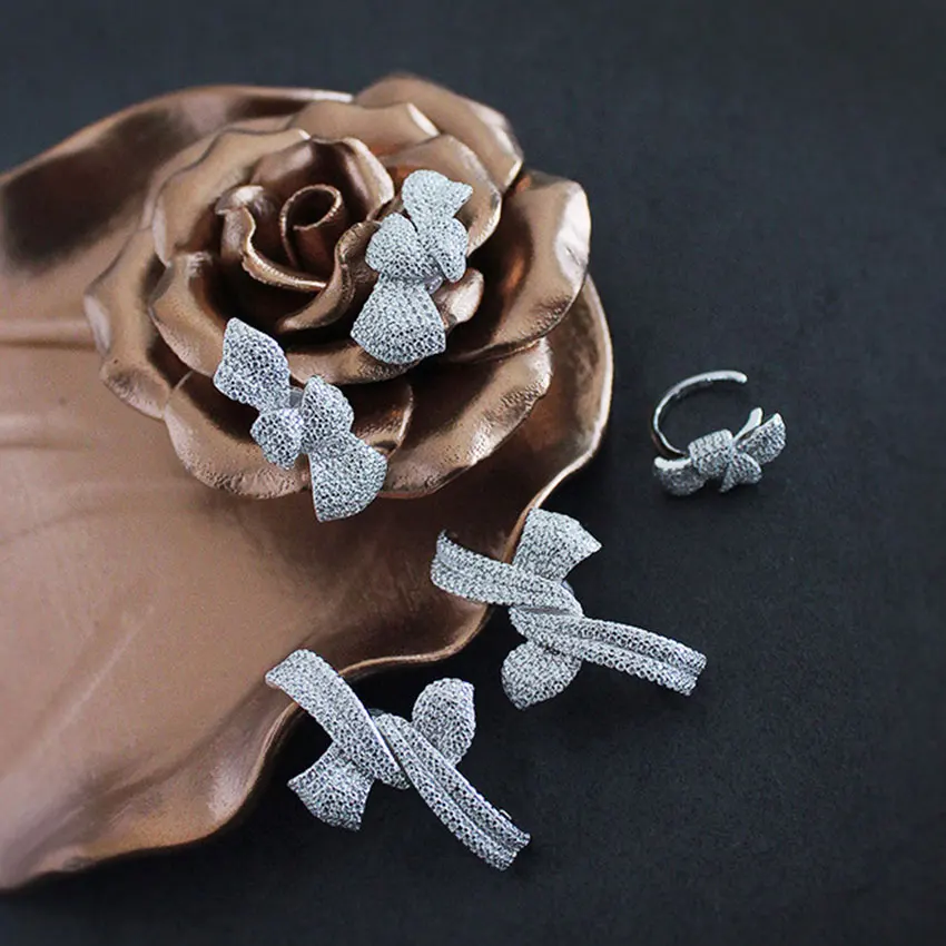 Luxury Bowknot Fullfilled Cubic Zirconia Women Bridal Party Pierceing Earrings For Women Dress Dinner Party Jewelry
Luxury Bowknot Fullfilled Cubic Zirconia Women Bridal Party Pierceing Earrings For Women Dress Dinner Party Jewelry
