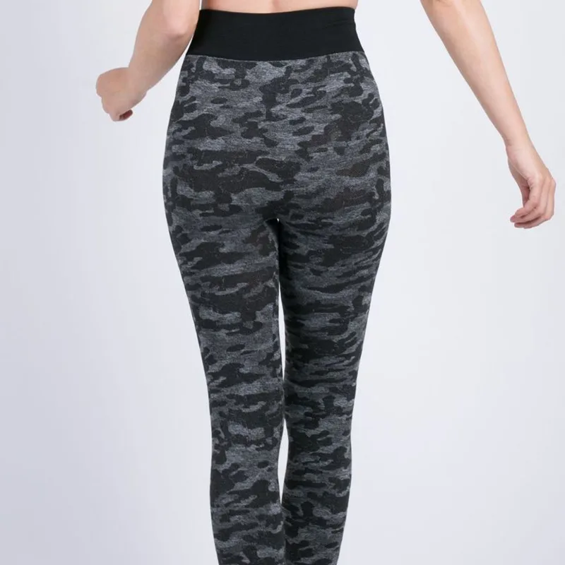 New 2019 Camouflage Printed Women Leggings Fashion Design Female Casual Polyester Soft Elasticity Pant Sexy Army Legging
New 2019 Camouflage Printed Women Leggings Fashion Design Female Casual Polyester Soft Elasticity Pant Sexy Army Legging