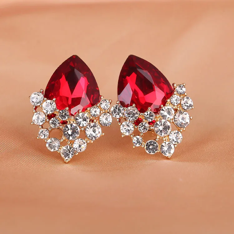 Luxury Statement Water Drop Crystal Earrings Ear Cuff Ear Clip on Earrings Without Piercing for Women Wedding Bride Jewelry
Luxury Statement Water Drop Crystal Earrings Ear Cuff Ear Clip on Earrings Without Piercing for Women Wedding Bride Jewelry