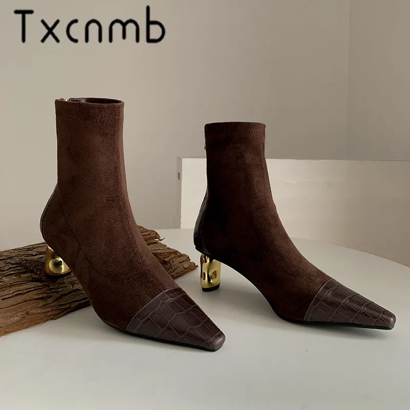 TXCNMB 2019 New Style Genuine Leather Ankle Boots Pointed Toe Thick Heel Chelsea Boots Cow Leather Women Boots Ladies Shoes
TXCNMB 2019 New Style Genuine Leather Ankle Boots Pointed Toe Thick Heel Chelsea Boots Cow Leather Women Boots Ladies Shoes