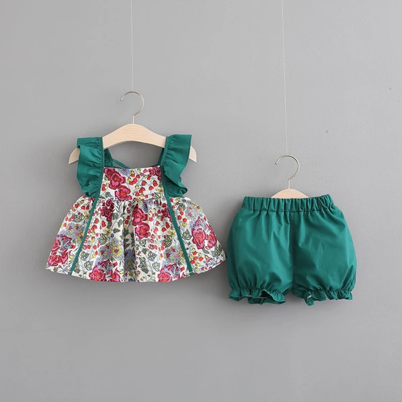2019 Summer Baby Girls Vintage Floral Print Sleeveless Blouse Tops + Shorts Pant Princess Beach Clothing Sets Kids 2Pcs Suits
2019 Summer Baby Girls Vintage Floral Print Sleeveless Blouse Tops + Shorts Pant Princess Beach Clothing Sets Kids 2Pcs Suits
