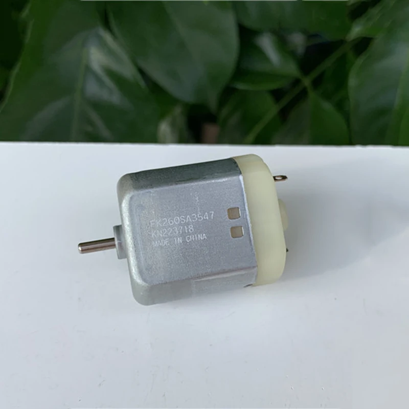 MABUCHI FK-260SA-3547 DC 3V-6V 27000RPM High Speed Carbon Brush Strong Magnetic Motor 2mm shaft for Toy Model Electric Shaver
MABUCHI FK-260SA-3547 DC 3V-6V 27000RPM High Speed Carbon Brush Strong Magnetic Motor 2mm shaft for Toy Model Electric Shaver