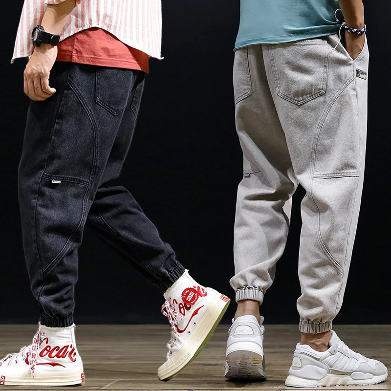 Fashion Streetwear Men Jeans Loose Fit Spliced Designer Denim Cargo Pants Harem Trousers Hip Hop Slack Bottom Joggers Jeans Men
Fashion Streetwear Men Jeans Loose Fit Spliced Designer Denim Cargo Pants Harem Trousers Hip Hop Slack Bottom Joggers Jeans Men