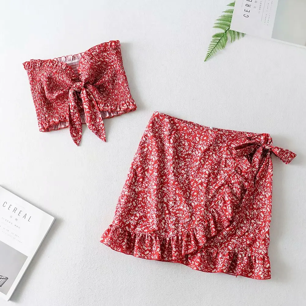 Summer Chic Boho Women Red Floral Print Set Bow Lace-Up Top Ruffles Asymmetrical Skirt Suit Fashion Casual 2Pc/set
Summer Chic Boho Women Red Floral Print Set Bow Lace-Up Top Ruffles Asymmetrical Skirt Suit Fashion Casual 2Pc/set