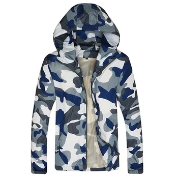 Men Camouflage Jacket Mens Hooded Thin Windbreaker Zipper Sunscreen Jackets Men 'S 2018 New Fashion Camo Coat Jaqueta Masculino
Men Camouflage Jacket Mens Hooded Thin Windbreaker Zipper Sunscreen Jackets Men 'S 2018 New Fashion Camo Coat Jaqueta Masculino