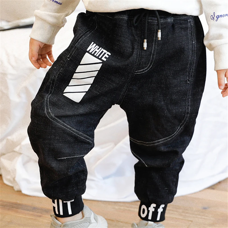 fashion new warm autumn winter children plus velvet jeans kids boys girls personality casual denim pants baby Trousers
fashion new warm autumn winter children plus velvet jeans kids boys girls personality casual denim pants baby Trousers