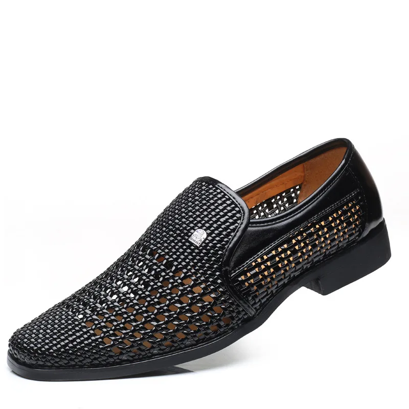 2019 Summer Leather Men Sandals Breathable Hole Shoes Fashion Slip on Men Loafers Business Casual Sandals Brand Design Men Flats
2019 Summer Leather Men Sandals Breathable Hole Shoes Fashion Slip on Men Loafers Business Casual Sandals Brand Design Men Flats