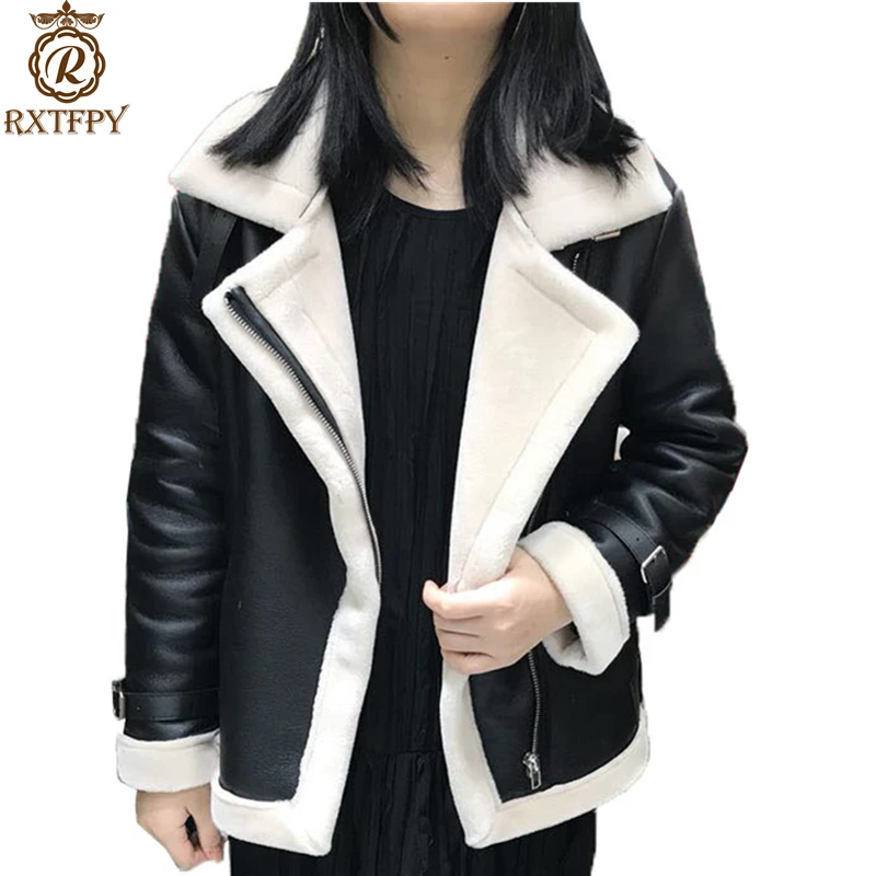 Winter New Fashion Women Thicken Warm High quality Female Pockets Zippers Long sleeves V-Neck Ladies Faux fur Leather coat A06
Winter New Fashion Women Thicken Warm High quality Female Pockets Zippers Long sleeves V-Neck Ladies Faux fur Leather coat A06