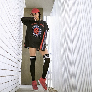 Harajuku Female T-shirt Chiffon Long Sleeve tshirt Summer Crop Tops Print Skull Black Tee Casual t shirt women Letter tshirts 
Harajuku Female T-shirt Chiffon Long Sleeve tshirt Summer Crop Tops Print Skull Black Tee Casual t shirt women Letter tshirts