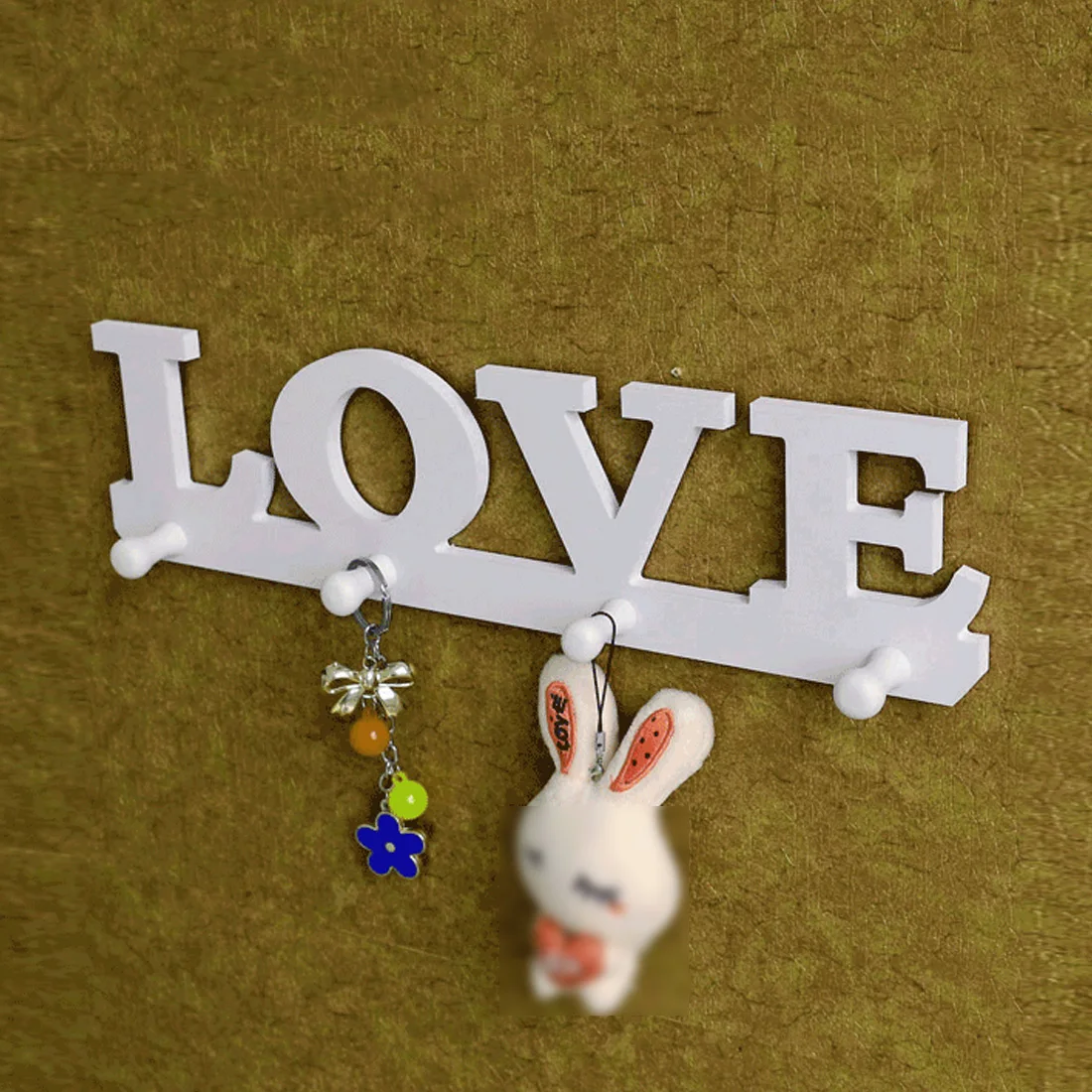 Creative Love Key Holder Wall Rack Mount Screw Door Bathroom Clothes Bag Robe Coat Hat Storage Shelf Home Decor
Creative Love Key Holder Wall Rack Mount Screw Door Bathroom Clothes Bag Robe Coat Hat Storage Shelf Home Decor