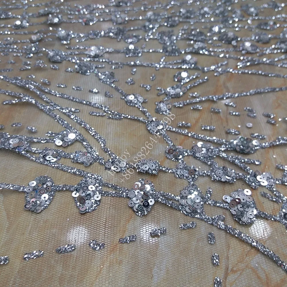 high-end French yarn Nude color silver sparkling sequins and beads light glue Nigeria high-end wedding dress fabric craft /
high-end French yarn Nude color silver sparkling sequins and beads light glue Nigeria high-end wedding dress fabric craft /