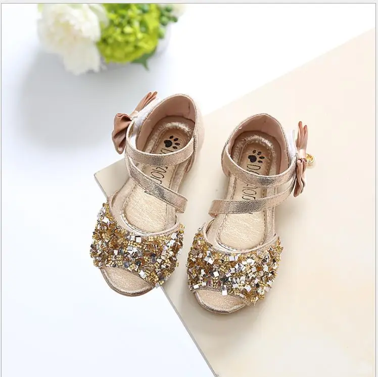 Hot Sale hook&loop Girls Sandals Fashion Korean Sequin Girl Shoes Children Dance Shoes Bow-tie Girls Shoes Silver Gold Pink
Hot Sale hook&loop Girls Sandals Fashion Korean Sequin Girl Shoes Children Dance Shoes Bow-tie Girls Shoes Silver Gold Pink