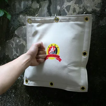 Martial Arts Hollow Wall Target Boxing Sanda Wall Bong Yung Chun Boxing Road Iron Sand Palm Inch Force Target
Martial Arts Hollow Wall Target Boxing Sanda Wall Bong Yung Chun Boxing Road Iron Sand Palm Inch Force Target