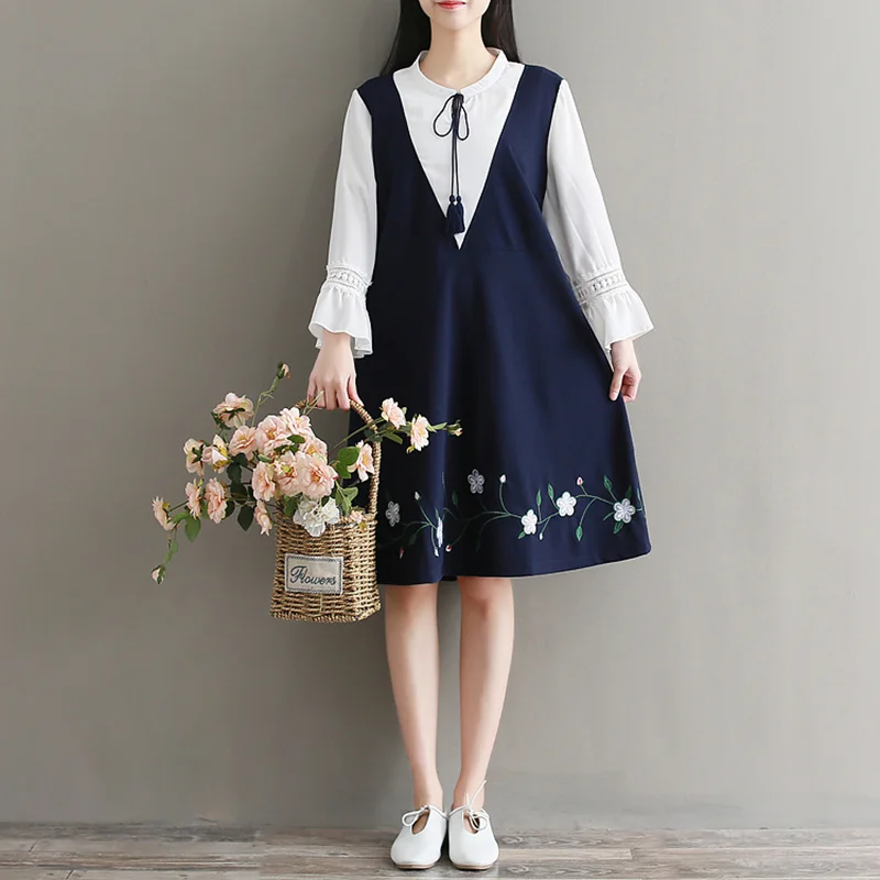 Spring New Japanese Mori Girl Dress 2018 Women Literary Patchwork Embroidery Butterfly Sleeve Hollow Out Faux Two Piece Dress
Spring New Japanese Mori Girl Dress 2018 Women Literary Patchwork Embroidery Butterfly Sleeve Hollow Out Faux Two Piece Dress