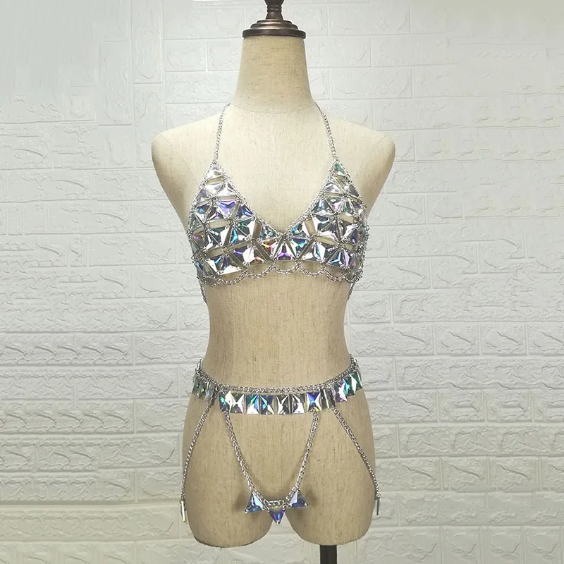 Sexy Acrylic crystal Dress Women Summer Beach Sequins Sparkling 2 Two piece Luxury Nightclub party Dress Festive carnival wear
Sexy Acrylic crystal Dress Women Summer Beach Sequins Sparkling 2 Two piece Luxury Nightclub party Dress Festive carnival wear