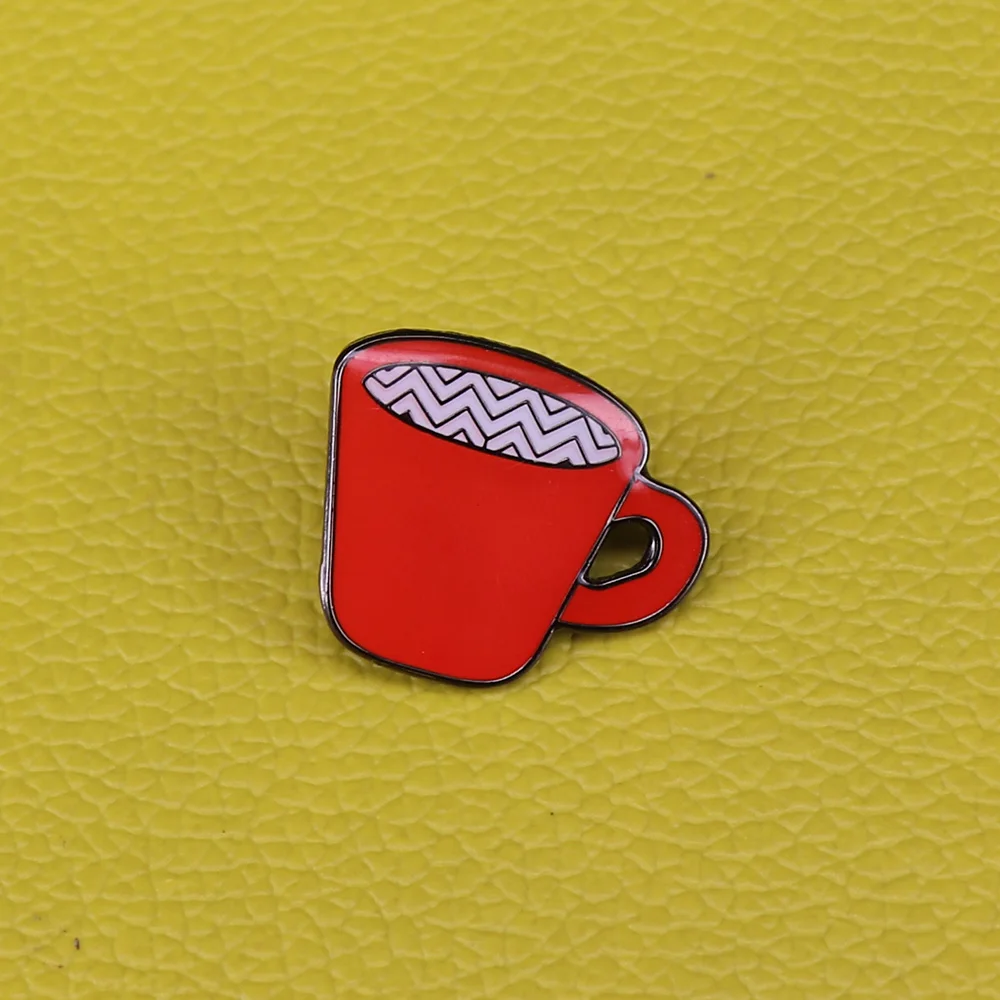 Twin peaks inspired enamel pin red coffee cup brooch coffee addict pin caffeine lover badge hostess friend gift
Twin peaks inspired enamel pin red coffee cup brooch coffee addict pin caffeine lover badge hostess friend gift