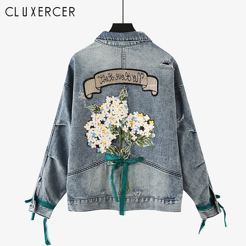 2019 New Jean jacket Women BF Style Flower Embroidery Ripped Holes denim jacket Casual Loose bow Spring Autumn female Jacket
2019 New Jean jacket Women BF Style Flower Embroidery Ripped Holes denim jacket Casual Loose bow Spring Autumn female Jacket