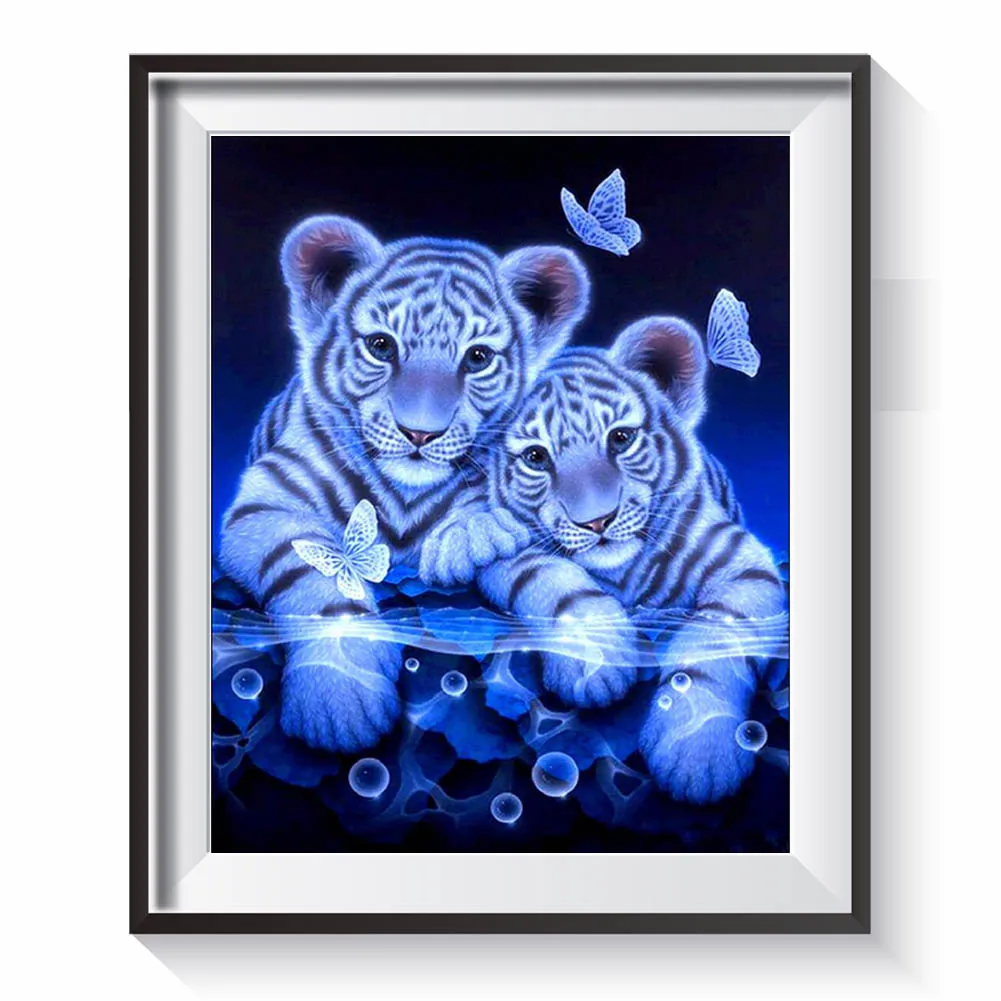Hot 5D DIY Diamond Painting White Tiger Embroidery Round Diamond Decorating Wall Stickers Living Room LFD
Hot 5D DIY Diamond Painting White Tiger Embroidery Round Diamond Decorating Wall Stickers Living Room LFD