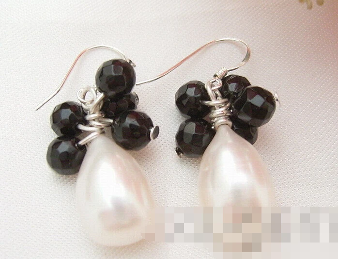 hot sell new - free shipping 00232 Pearl&Onyx Earring 
hot sell new - free shipping 00232 Pearl&Onyx Earring