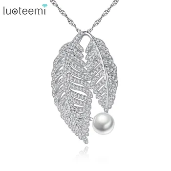 LUOTEEMI New Double Leaves Clear Zircon Paved With Natural Pearl Jewelry Pendant Necklace For Women Fashion Elegant Wedding Gift
LUOTEEMI New Double Leaves Clear Zircon Paved With Natural Pearl Jewelry Pendant Necklace For Women Fashion Elegant Wedding Gift