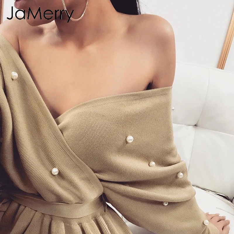 JaMerry сексуальный топ с открытыми плечами и жемчужной баской женский свитер