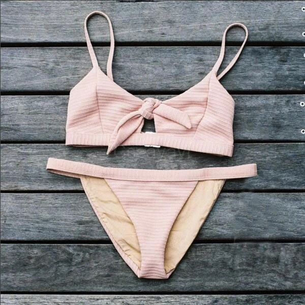 Swimwear Women Solid Bikini Set Fold Hellow Swimsuit Sexy Bow Bikinis Knot Maillot De Bain Feme Summer Bathing Suit Biquini
Swimwear Women Solid Bikini Set Fold Hellow Swimsuit Sexy Bow Bikinis Knot Maillot De Bain Feme Summer Bathing Suit Biquini