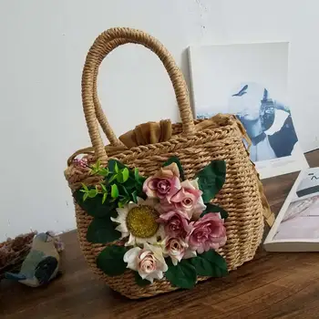 Women Flowers handbag Hand-woven straw bag 2019 new design ladies Tote Handbags Drawstring beach bag Holiday essential
Women Flowers handbag Hand-woven straw bag 2019 new design ladies Tote Handbags Drawstring beach bag Holiday essential