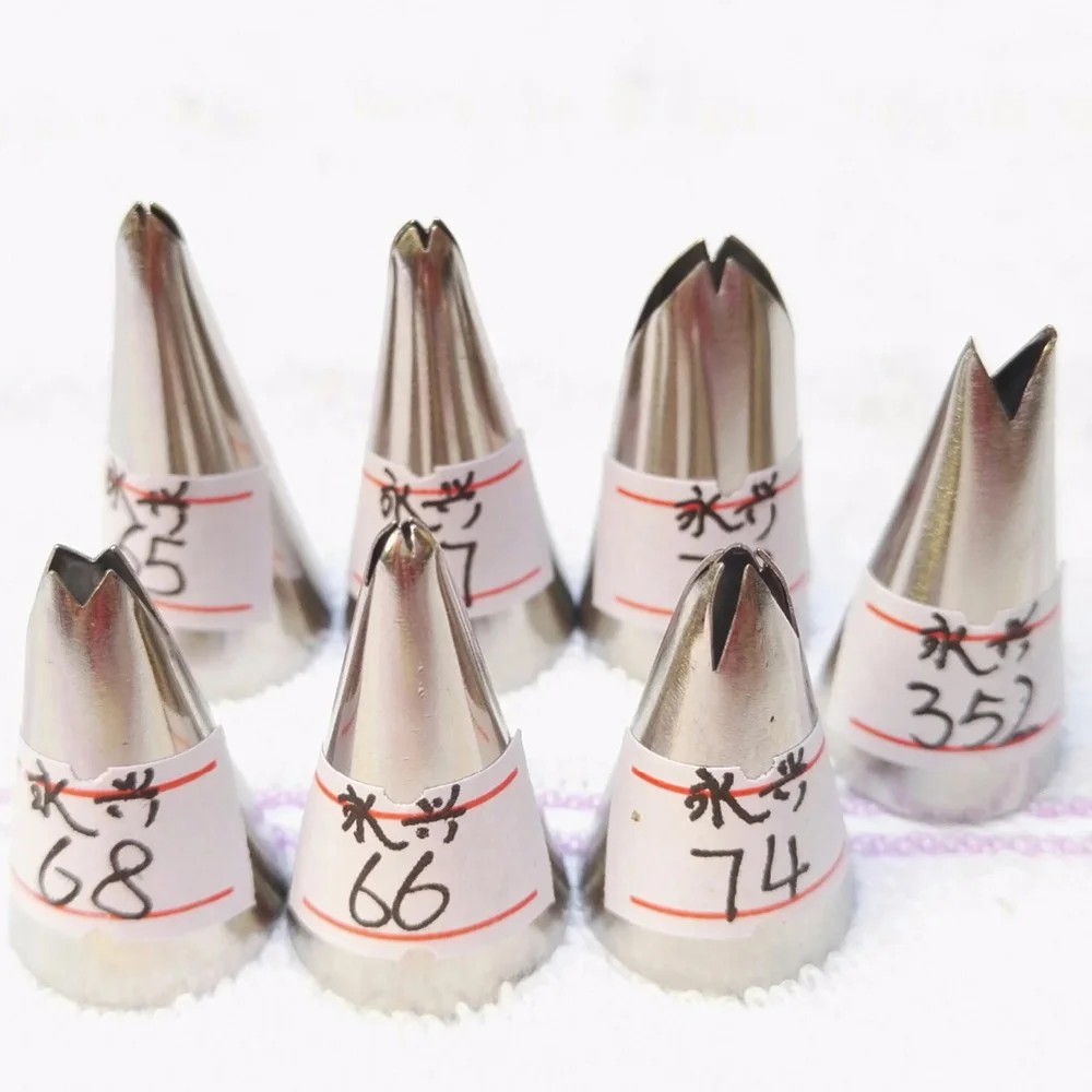 7 Style Leaf Tip Korea Piping Nozzles Stainless Steel Icing Pastry Cake Decorating Decoration Tools for Kitchen Baking Russia
7 Style Leaf Tip Korea Piping Nozzles Stainless Steel Icing Pastry Cake Decorating Decoration Tools for Kitchen Baking Russia