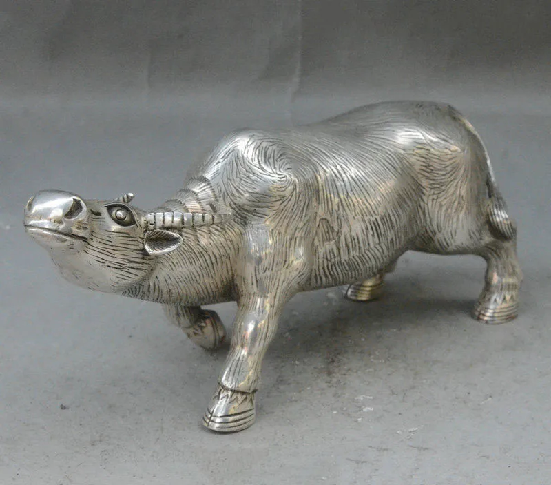 Crafts statue Marked Chinese Silver Carve Wealth Auspicious Cattle Bull Ox Animal Statue
Crafts statue Marked Chinese Silver Carve Wealth Auspicious Cattle Bull Ox Animal Statue