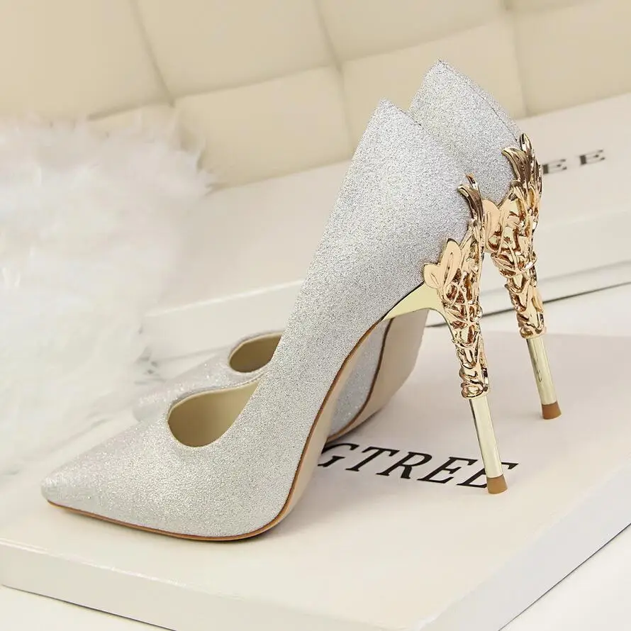 BJYL 2018 Spring new sexy women's shoes pointed bride shoes ultra-high heels red fine heels dress
BJYL 2018 Spring new sexy women's shoes pointed bride shoes ultra-high heels red fine heels dress