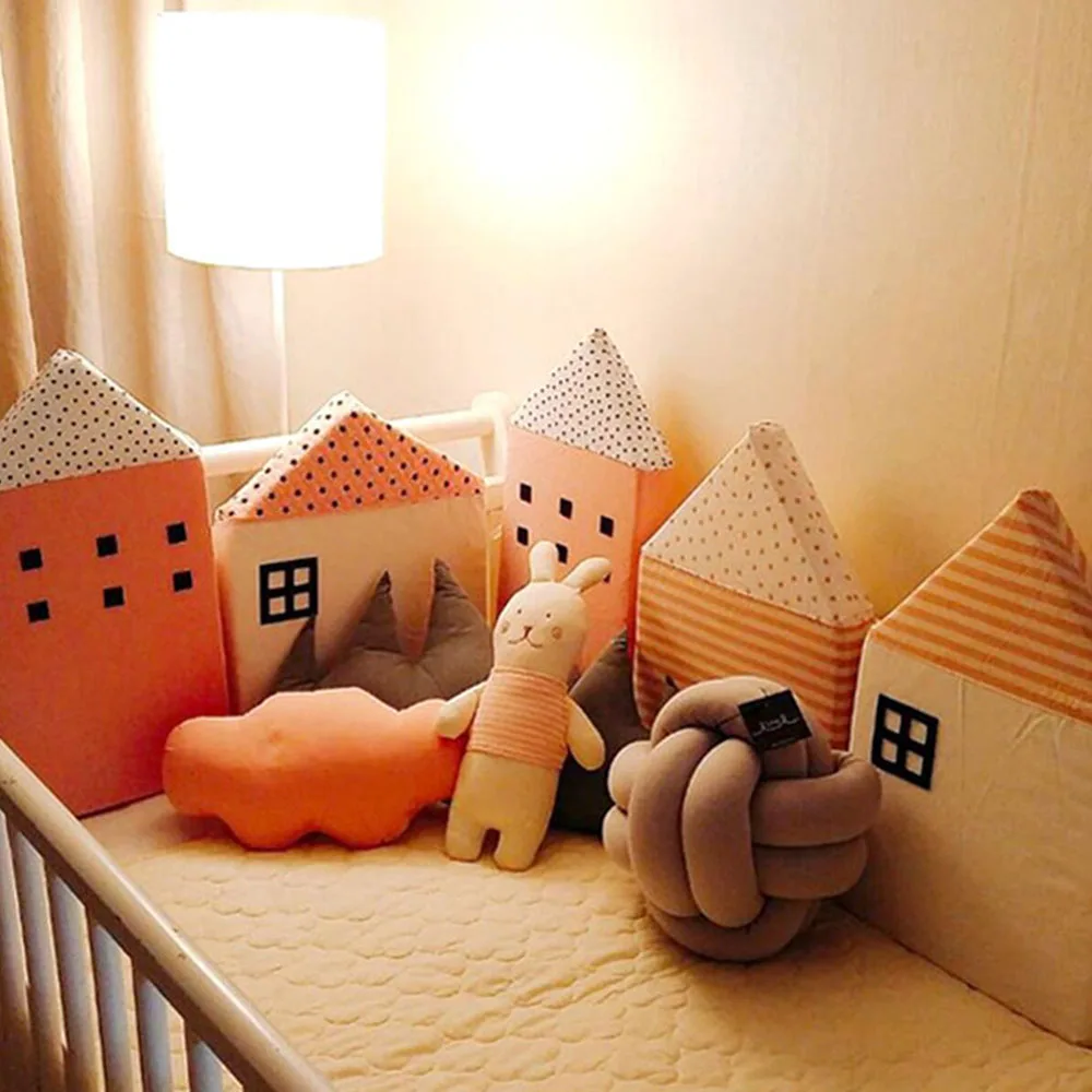 4 Pcs /Sets Cotton Baby Bed Bumper Cute Cartoon Small House Shaped Baby Crib Bumpers 100% Baby Bedding Nursery Anti-collisione
4 Pcs /Sets Cotton Baby Bed Bumper Cute Cartoon Small House Shaped Baby Crib Bumpers 100% Baby Bedding Nursery Anti-collisione