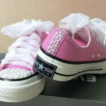 Women's Flower Pearl Beads Rhinestones Wedding Flats Bridal Shoes Ribbon Shoelaces Canvas Sneakers PINK/WHITE 
Women's Flower Pearl Beads Rhinestones Wedding Flats Bridal Shoes Ribbon Shoelaces Canvas Sneakers PINK/WHITE