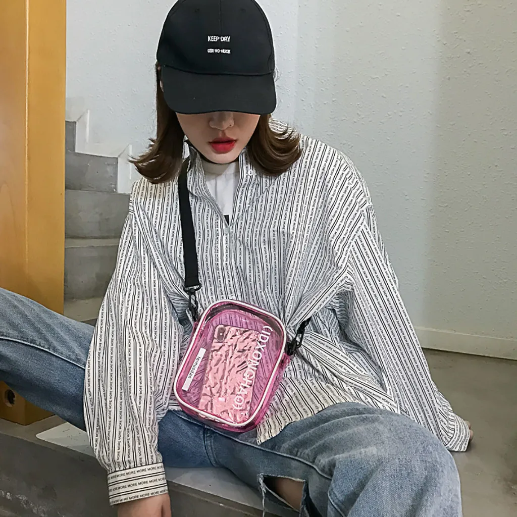 Women Clear Shoulder Bags PVC Belt Messenger Bags Summer Transparent Messenger Bag Casual Flap Bolsa Feminina Shopping Bags
Women Clear Shoulder Bags PVC Belt Messenger Bags Summer Transparent Messenger Bag Casual Flap Bolsa Feminina Shopping Bags