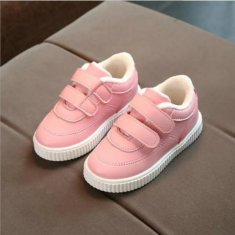 Fashion Winter Kids Casual Shoes Fur Thicken Soft Girls Plush Warm PU Leather White Shoes For School Cute Snow Boots 3 Colors
Fashion Winter Kids Casual Shoes Fur Thicken Soft Girls Plush Warm PU Leather White Shoes For School Cute Snow Boots 3 Colors