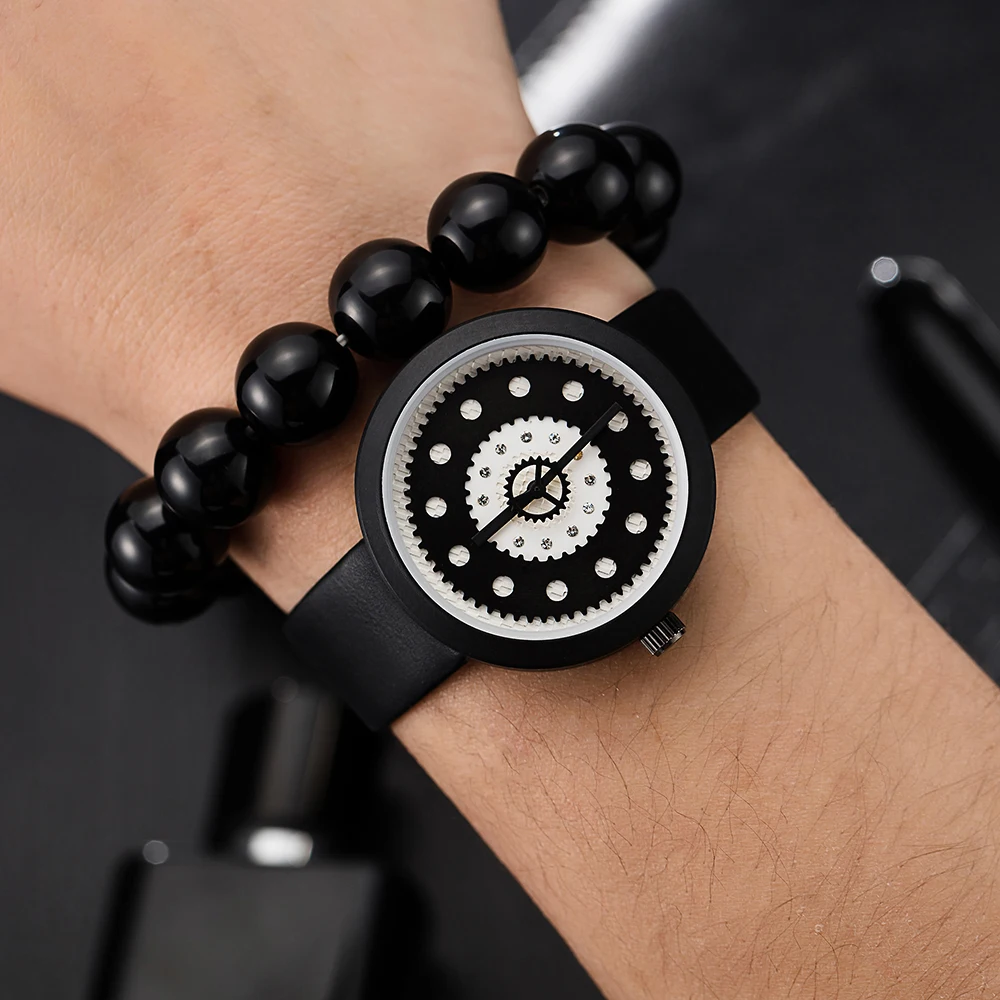 3PCS Hot fashion men's watches bracelet set 2018 new designer agate beads man leather waterproof case diamond face for gift box
3PCS Hot fashion men's watches bracelet set 2018 new designer agate beads man leather waterproof case diamond face for gift box