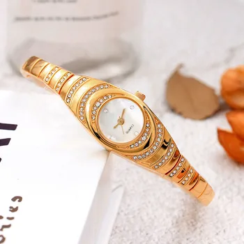 MODIYA new hot-selling ripples diamond inset watch for women bracelet female watch fashion luxury fritillaria surface watch
MODIYA new hot-selling ripples diamond inset watch for women bracelet female watch fashion luxury fritillaria surface watch