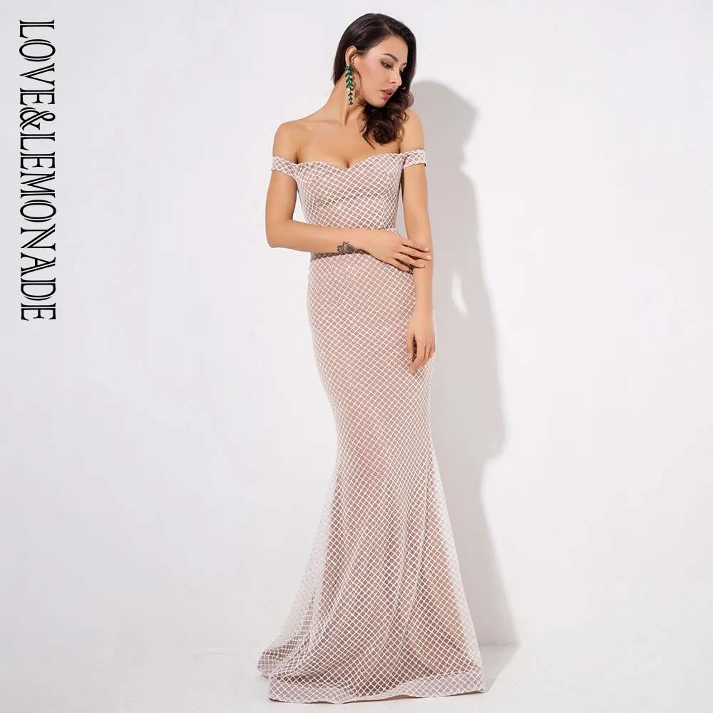 Love&Lemonade Sexy Off the Shouleder Open Back Glue Bead Material Long Dress LM81343-2WHITE
Love&Lemonade Sexy Off the Shouleder Open Back Glue Bead Material Long Dress LM81343-2WHITE